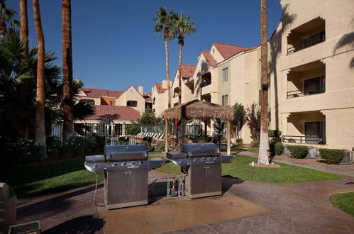 Photo 6 - Holiday Inn Club Vacations at Desert Club Resort