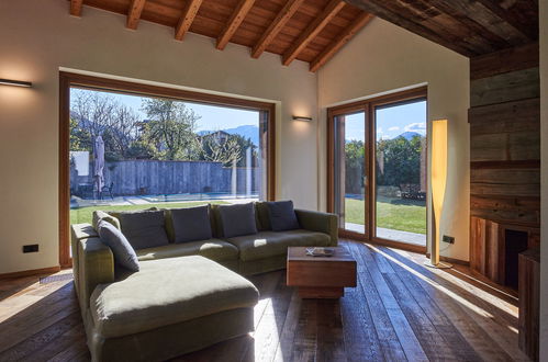 Photo 10 - Maison de 5 chambres à Colico avec piscine privée et vues sur la montagne