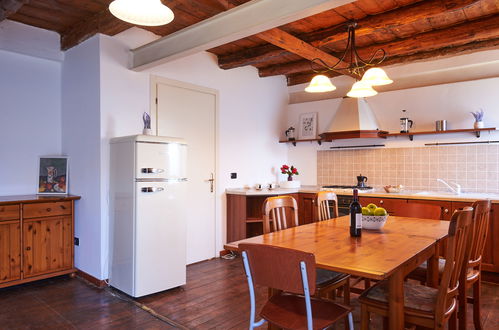 Photo 5 - 2 bedroom Apartment in Bellano with garden and terrace