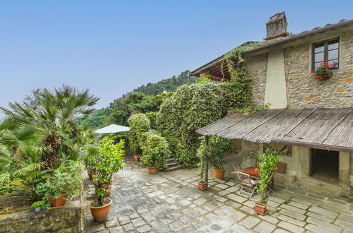 Foto 8 - Casa con 4 camere da letto a Pescia con piscina privata e giardino