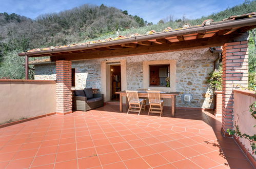 Foto 32 - Casa de 4 quartos em Pescia com piscina privada e terraço