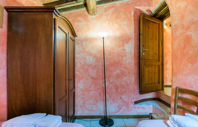 Casa de 8 quartos em Pescia com piscina privada e jardim - Foto 39