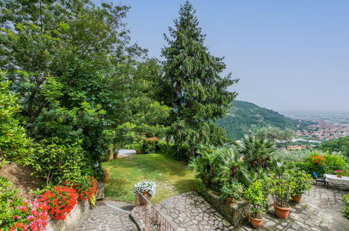 Foto 21 - Casa de 4 quartos em Pescia com piscina privada e jardim