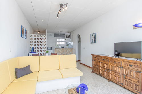 Foto 6 - Apartamento de 2 quartos em Castelló d'Empúries com piscina e jardim