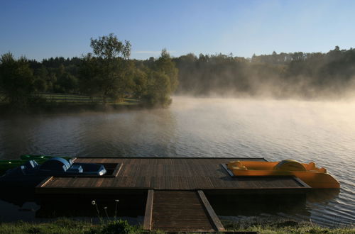 Foto 48 - Haus mit 2 Schlafzimmern in Meyrignac-l'Église mit schwimmbad und terrasse