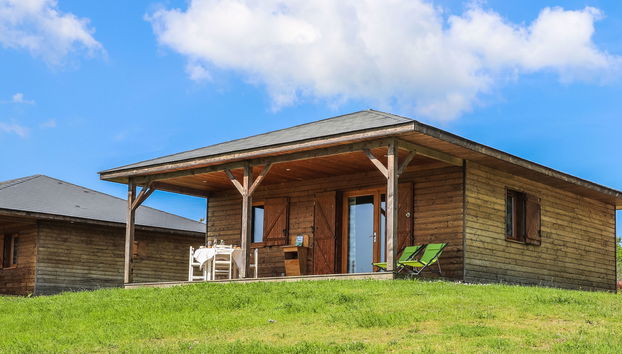3 bedroom House in Meyrignac-l'Église with swimming pool and terrace - Photo 2