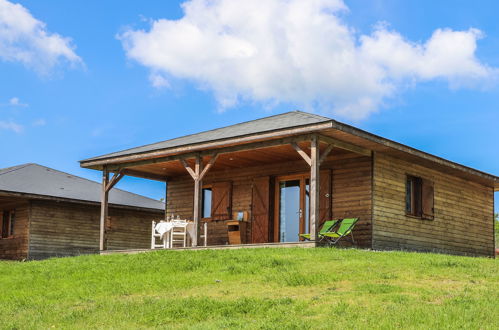 Foto 2 - Casa con 2 camere da letto a Meyrignac-l'Église con piscina e terrazza