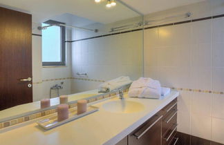 Photo 3 - Marini Luxury Apartments And Suites