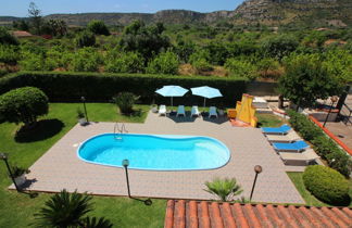 Photo 3 - Maison de 2 chambres à Syracuse avec piscine privée et jardin