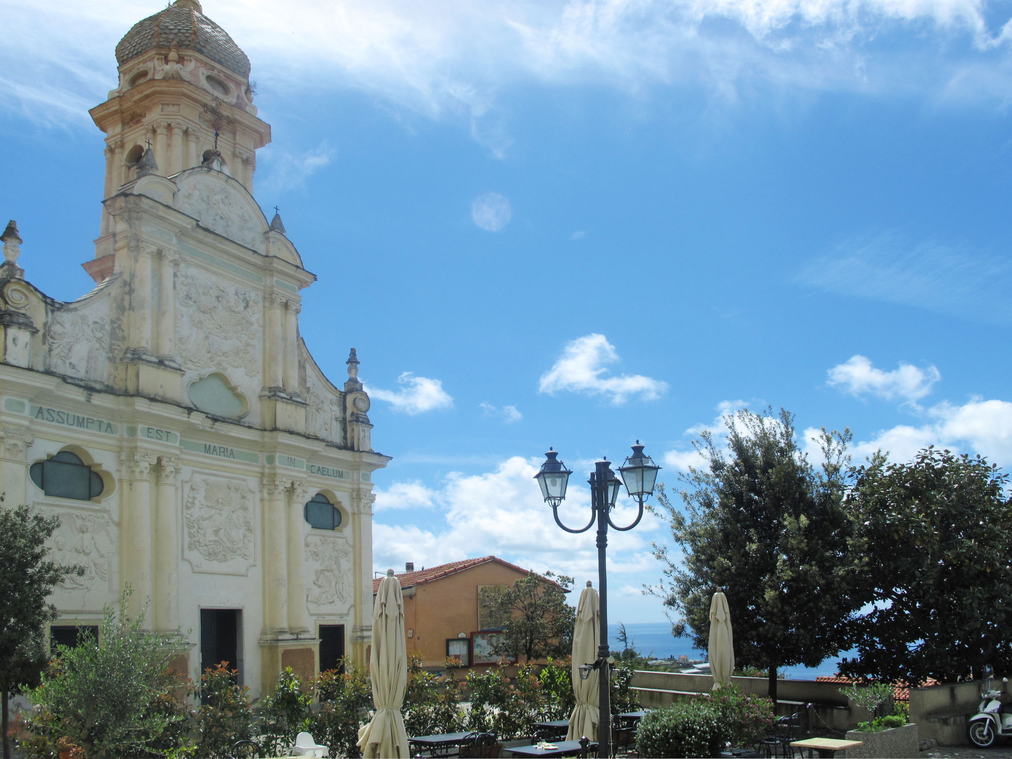 Photo 15 - 2 bedroom Apartment in Pompeiana with garden and sea view