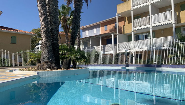 Photo 1 - 2 bedroom House in Agde with swimming pool and terrace