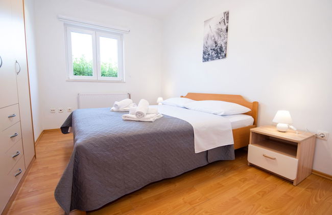 Casa de 6 quartos em Proložac com piscina privada e jardim - Foto 19