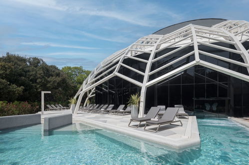 Photo 58 - Maison de 2 chambres à Bale avec piscine et jardin