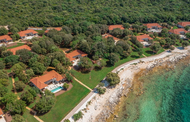 Casa de 3 quartos em Bale com piscina privada e jardim - Foto 18