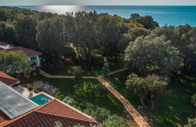 Casa de 3 quartos em Bale com piscina privada e jardim - Foto 16
