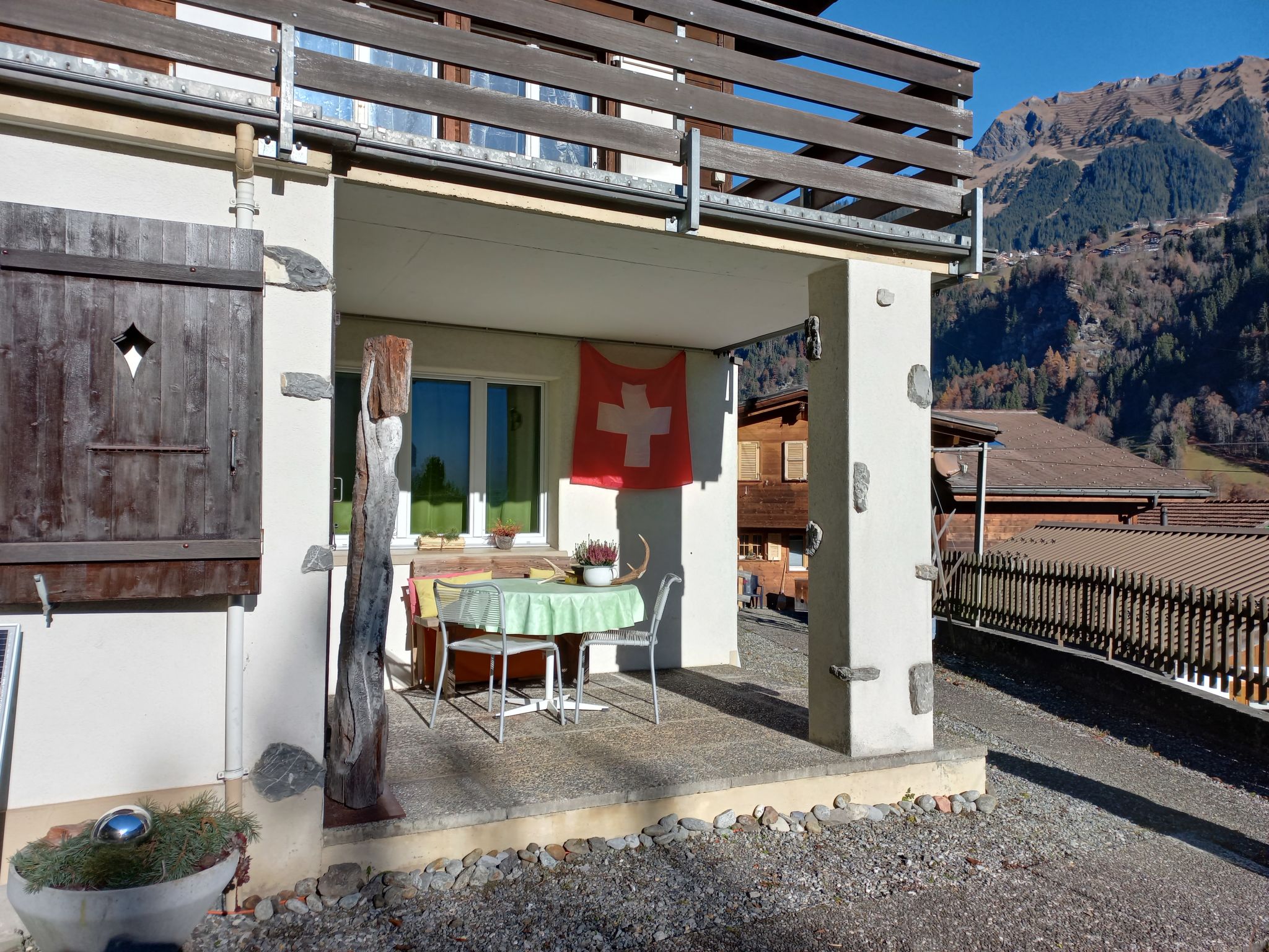 Foto 19 - Apartamento de 1 quarto em Lauterbrunnen com jardim e terraço