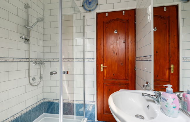 Casa de 5 quartos em Balatonszárszó com piscina privada e jardim - Foto 26