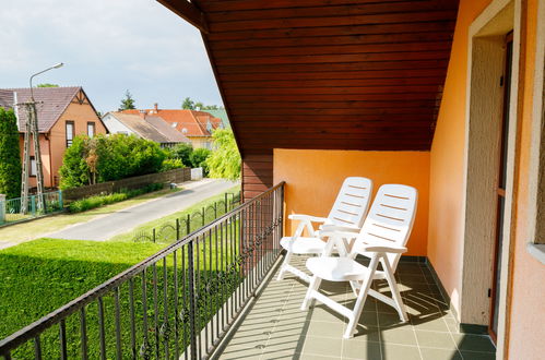 Foto 16 - Casa de 4 quartos em Balatonszárszó com piscina privada e terraço