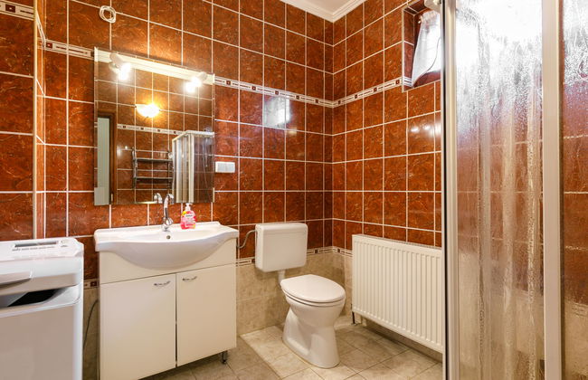 Casa de 5 quartos em Balatonszárszó com piscina privada e jardim - Foto 31