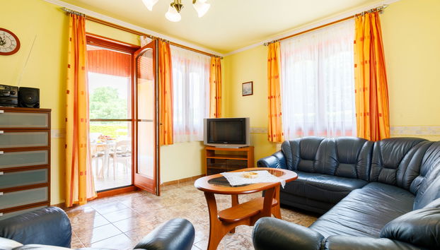 Casa de 5 quartos em Balatonszárszó com piscina privada e jardim - Foto 4