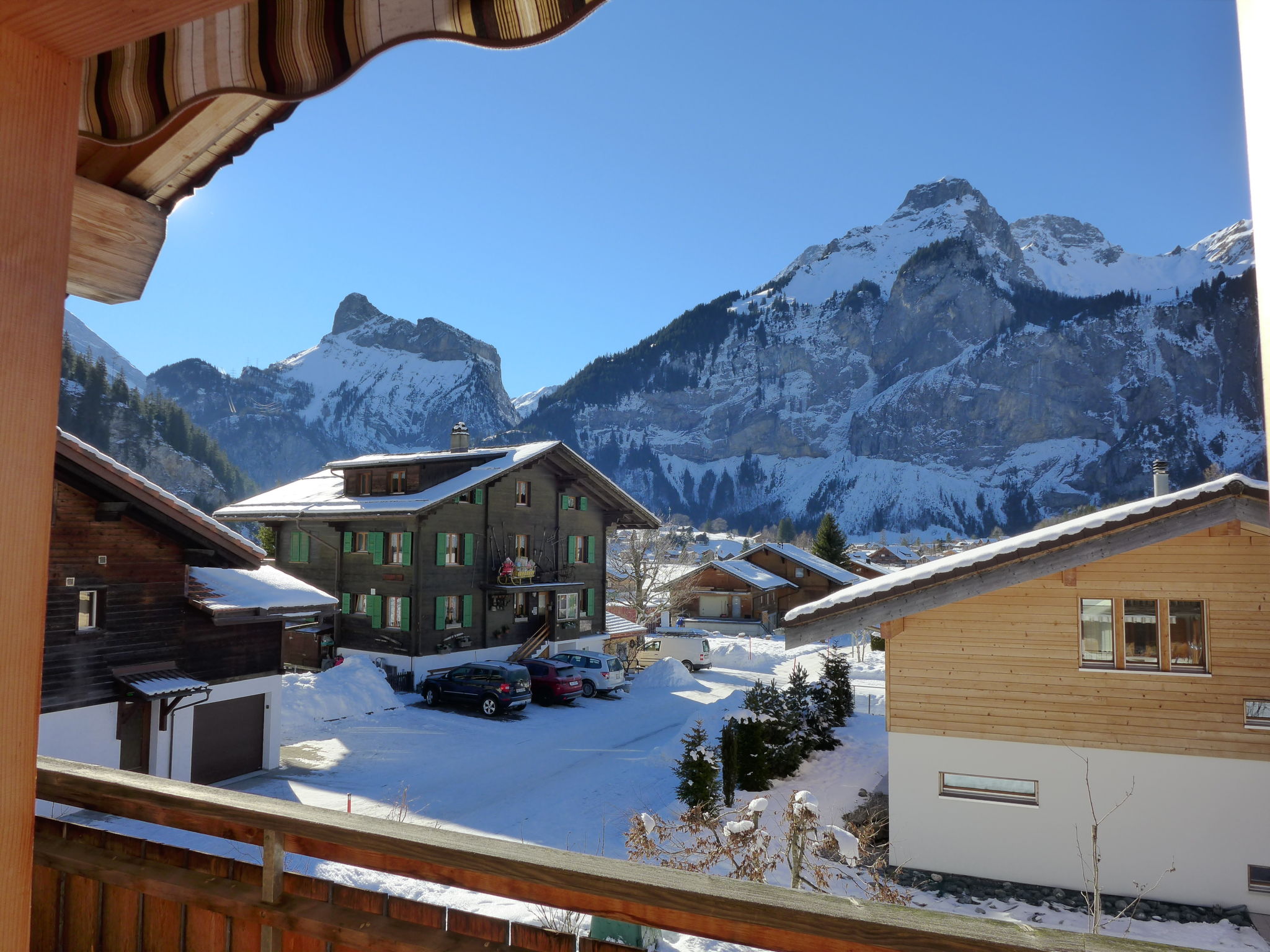 Foto 17 - Apartment mit 2 Schlafzimmern in Kandersteg mit blick auf die berge