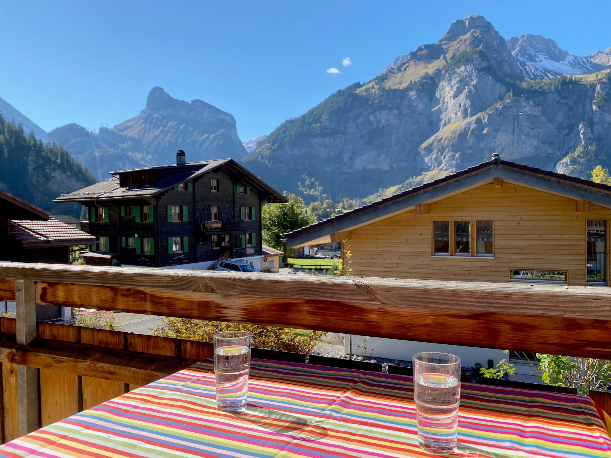 Foto 2 - Apartamento de 2 quartos em Kandersteg com vista para a montanha