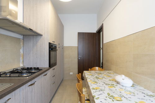 Foto 6 - Apartamento de 2 quartos em Diano Marina com jardim