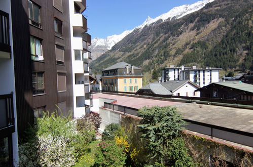 Foto 19 - Appartamento con 1 camera da letto a Chamonix-Mont-Blanc con piscina e vista sulle montagne