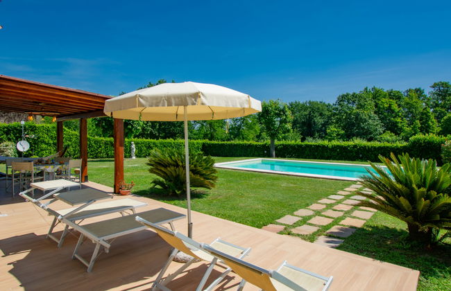 Casa de 3 quartos em Capannori com piscina privada e jardim - Foto 4