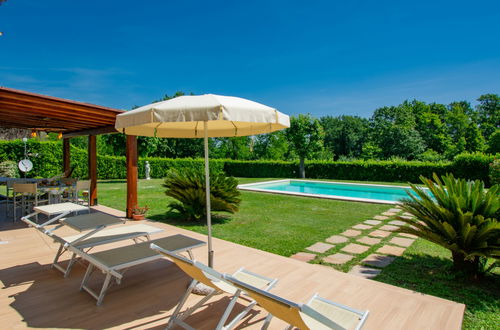 Foto 4 - Haus mit 2 Schlafzimmern in Capannori mit privater pool und garten