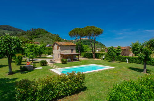 Foto 34 - Haus mit 2 Schlafzimmern in Capannori mit privater pool und garten