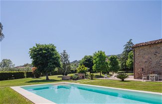 Foto 2 - Casa con 2 camere da letto a Capannori con piscina privata e giardino