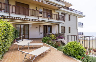 Foto 2 - Apartamento en Sanremo con terraza y vistas al mar
