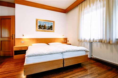 Foto 18 - Apartment mit 3 Schlafzimmern in Mazzin mit blick auf die berge