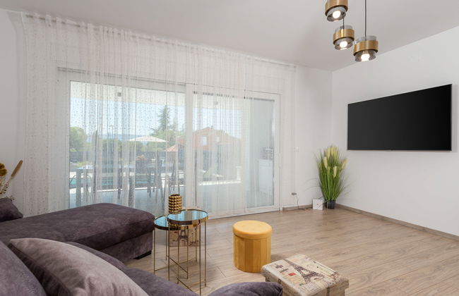 Casa de 5 quartos em Krk com piscina privada e jardim - Foto 12