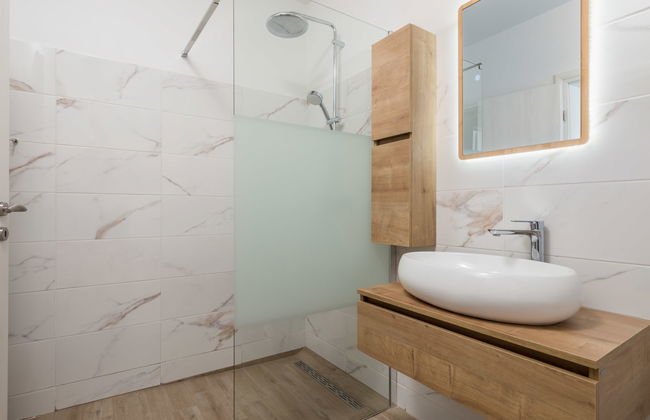 Casa de 5 quartos em Krk com piscina privada e jardim - Foto 34
