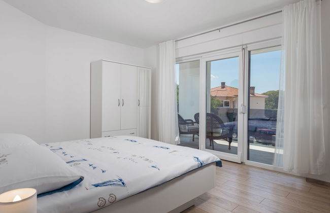 Casa de 5 quartos em Krk com piscina privada e jardim - Foto 21