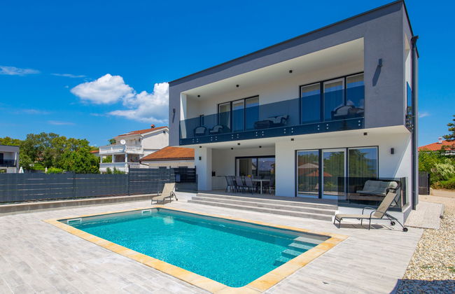 Casa de 5 quartos em Krk com piscina privada e jardim - Foto 30