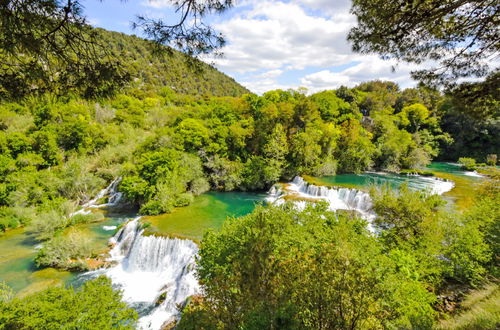 Foto 33 - Casa de 2 quartos em Skradin com piscina privada e jardim