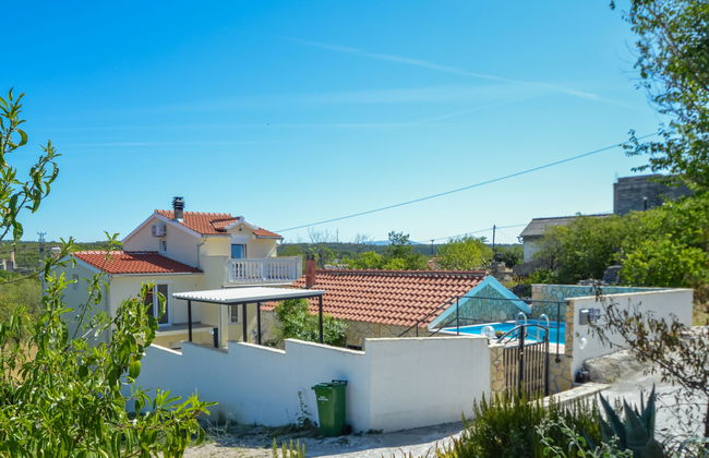 Casa de 3 quartos em Skradin com piscina privada e jardim - Foto 29