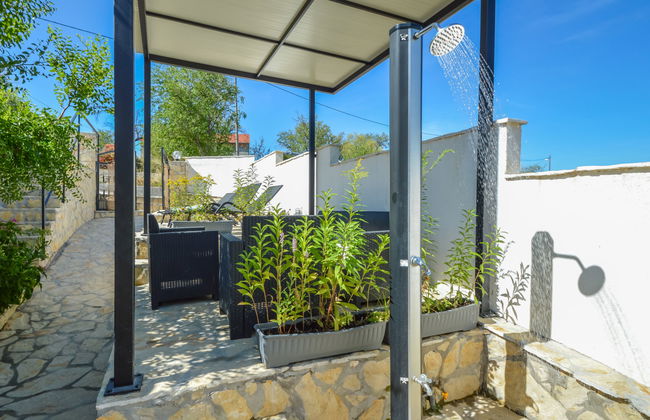 Casa de 3 quartos em Skradin com piscina privada e jardim - Foto 18
