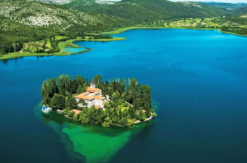 Foto 31 - Casa de 2 quartos em Skradin com piscina privada e jardim