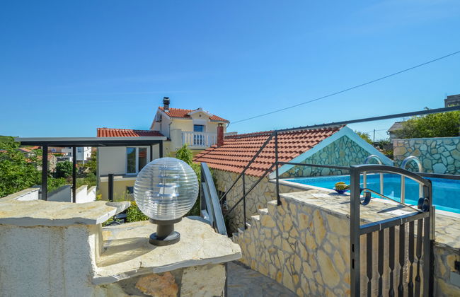 Casa de 3 quartos em Skradin com piscina privada e jardim - Foto 27