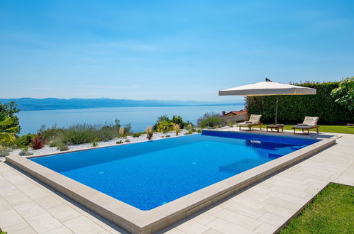 Photo 43 - Maison de 3 chambres à Opatija avec piscine privée et jardin