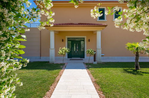 Photo 18 - Maison de 3 chambres à Opatija avec piscine privée et jardin