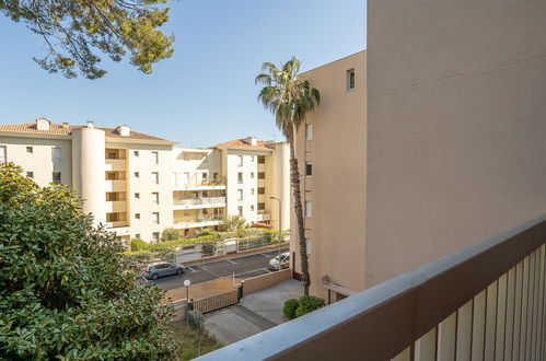 Photo 12 - Appartement de 1 chambre à Hyères avec piscine et terrasse