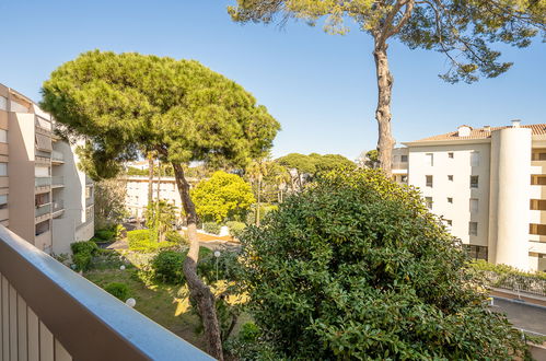 Photo 14 - Appartement de 1 chambre à Hyères avec piscine et terrasse