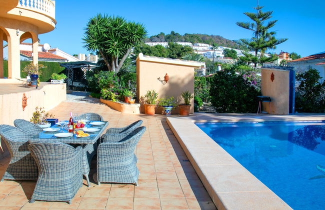 Casa de 3 quartos em Calp com piscina privada e jardim - Foto 6
