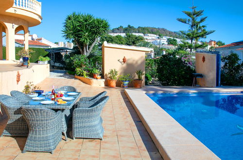 Foto 6 - Casa de 2 quartos em Calp com piscina privada e jardim