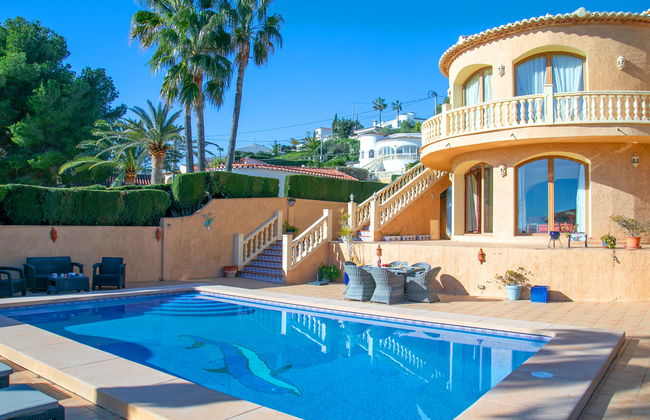 Casa de 3 quartos em Calp com piscina privada e jardim - Foto 7